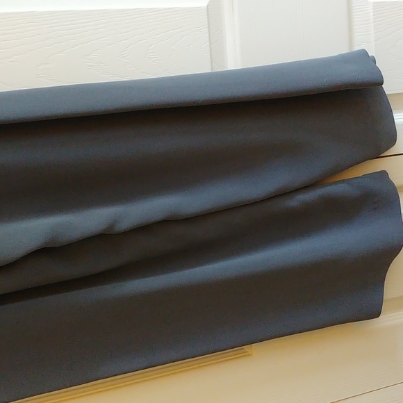 Jones New York Women's 2 Piece Suit - Tailored Jacket and Pants - Picture 10 of 11